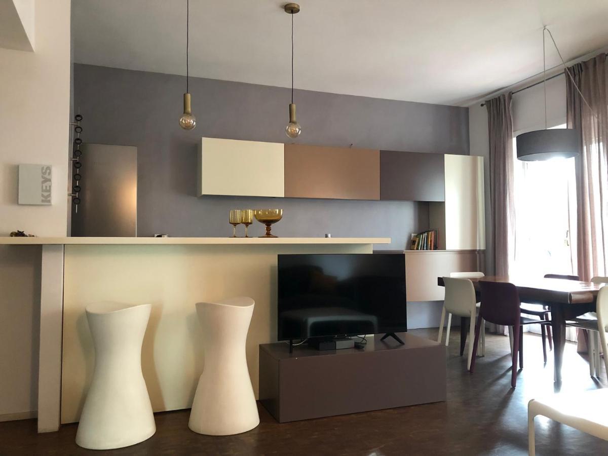 Lungotevere Bed&Bike Rome Bagian luar foto