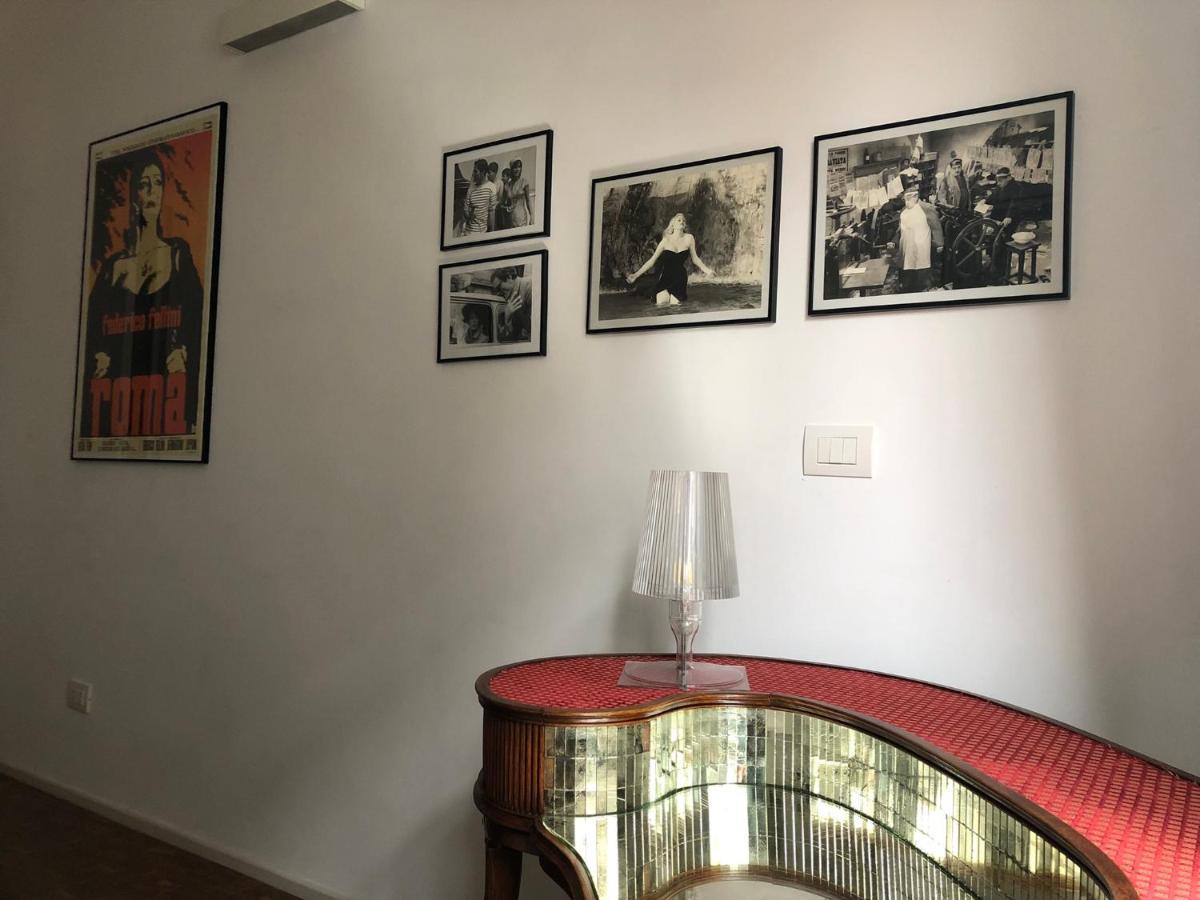 Lungotevere Bed&Bike Rome Bagian luar foto