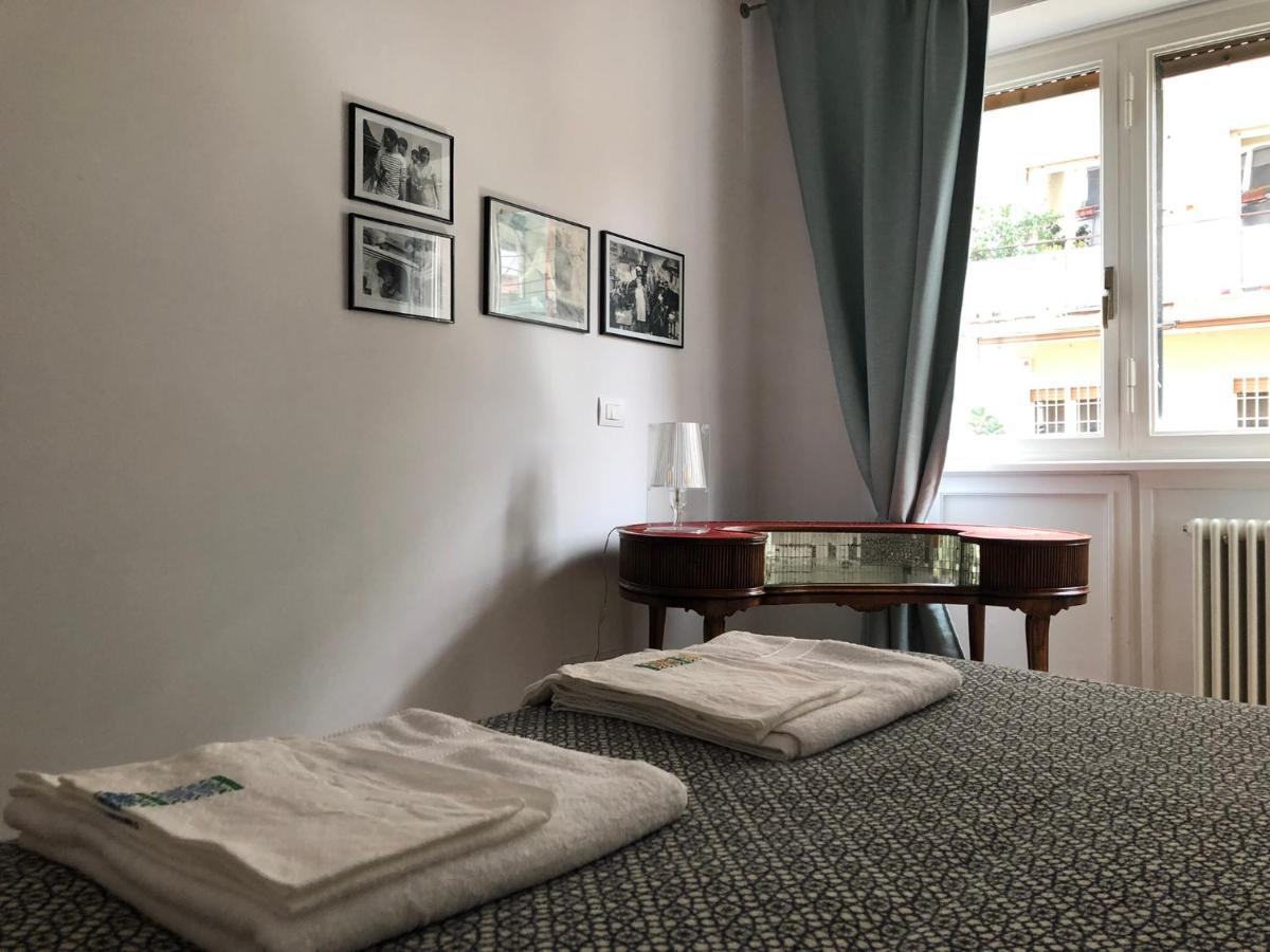 Lungotevere Bed&Bike Rome Bagian luar foto